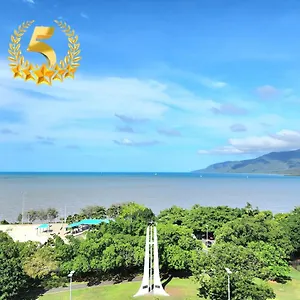 Apartment Luxury Seaview, Cairns