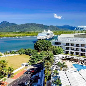 Pullman Reef Casino Hotell
