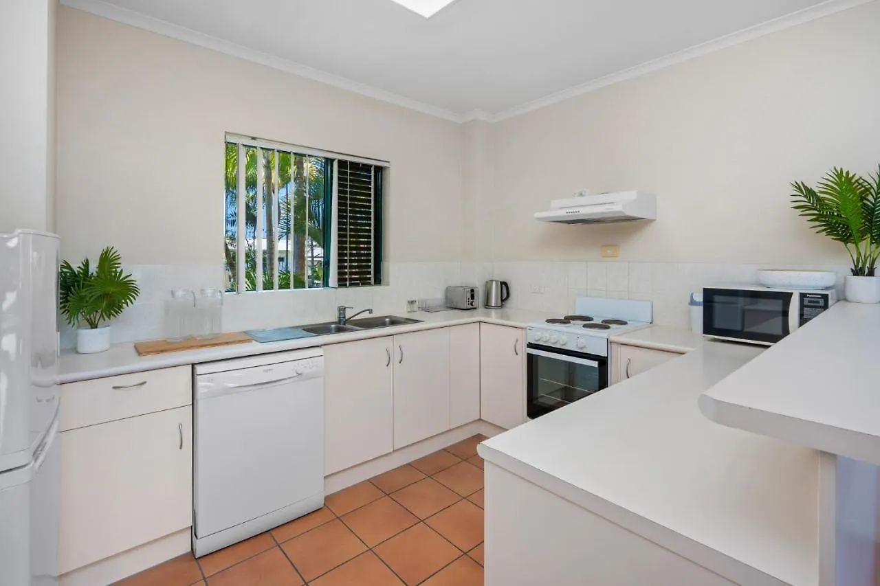 Cairns City Family Apartment - Wifi -Netflix - Pool